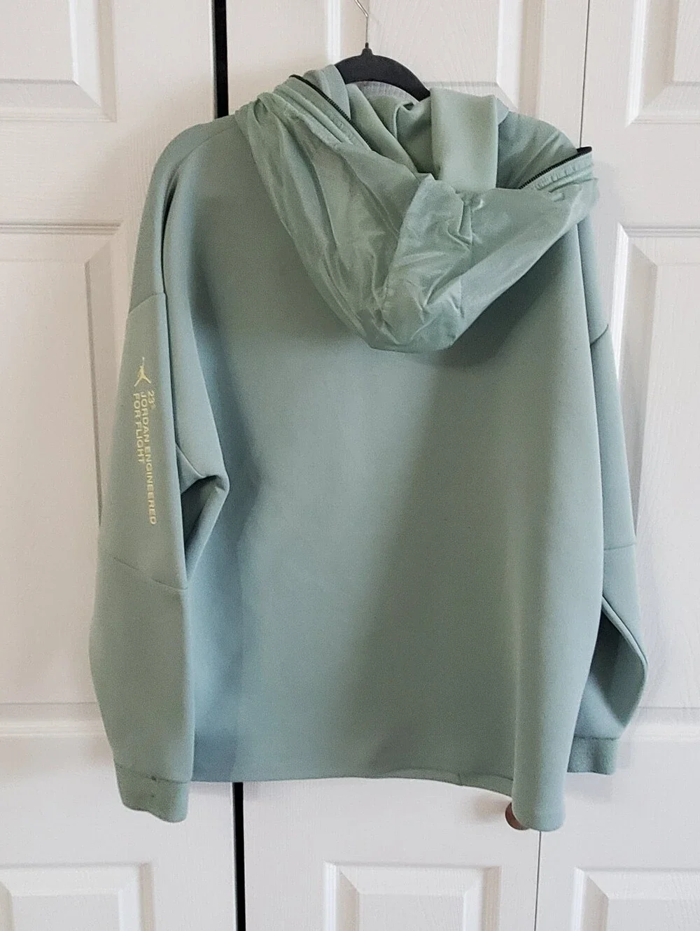 NIKE AIR JORDAN 23 ENGINEERED HOODIE . GREEN 1/2 ZIP. LONG SLEEVES. Unisex XL